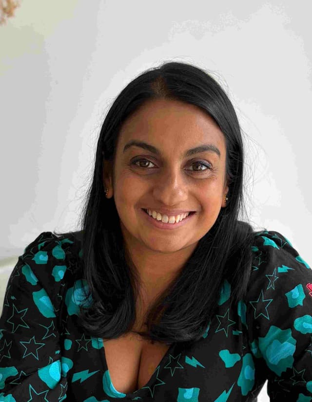 Dr Varshini  Rajakulendran